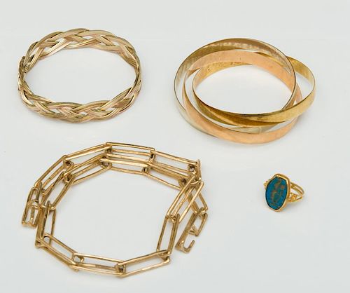 GOLD RING WITH CARVED STONE INTAGLIO, TWO LOW KARAT GOLD BANGLES AND A GILT-METAL LINK NECKLACE