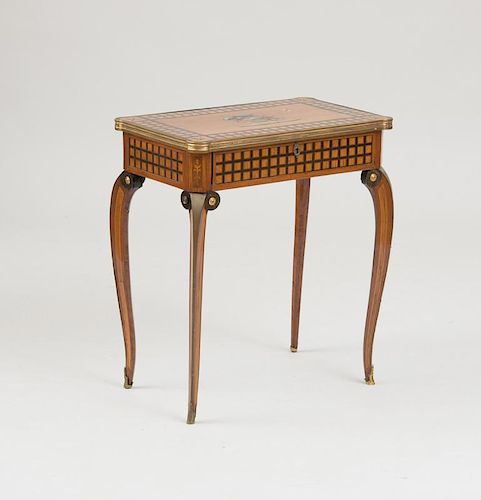 RARE NORTHERN EUROPEAN BRASS-MOUNTED HARDSTONE INLAID TULIPWOOD, EBONY AND MAHOGANY PARQUETRY SIDE TABLE