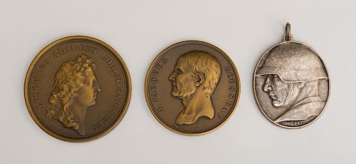 SWITZERLAND, oval silvered bronze medal, 1918, 
by Hans Frei, helmeted head of soldier left, rev., 
inscription, integral loo