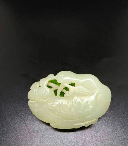 Chinese Jade Shrimp, 5.9 x 3.9 cm x 0.9 cm