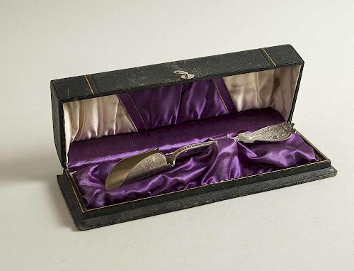 Cased Coin Silver Cheese Scoop