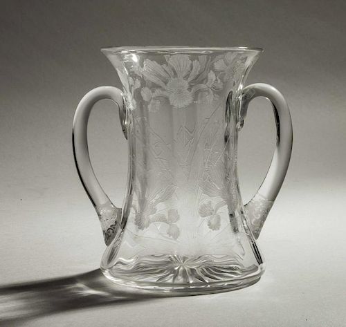Locke Art Glass Vase in Iris Pattern