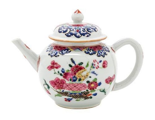 A Chinese Export Porcelain Teapot Height 5 1/4 inches.