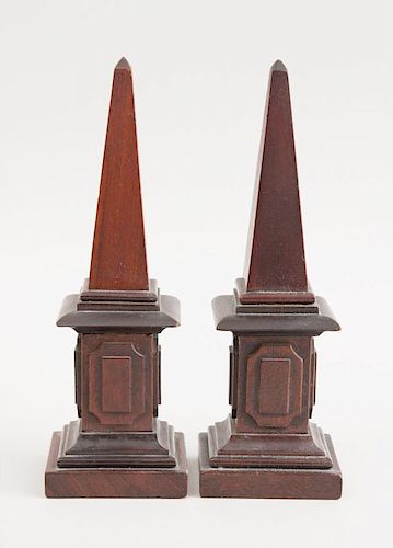 PAIR OF NEOCLASSICAL CARVED WOOD SMALL OBELISKS