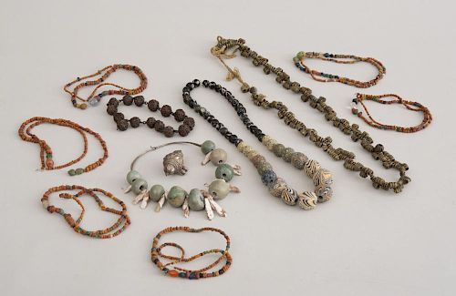 MISCELLANEOUS GROUP OF JEWELRY