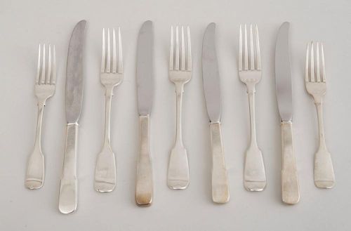 ASSEMBLED GEORGIAN, VICTORIAN AND MODERN ENGLISH AND ARMORIAL SILVER FLATWARE, IN THE 'FIDDLE' PATTERN