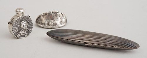 VICTORIAN SILVER 'JAPONAISE' SCENT BOTTLE REPOUSSÉ WITH GEISHA, AN ENGLISH SILVER SNUFF BOX, AND A FRENCH DIRIGIBLE-FORM CIG