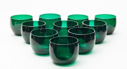 SIXTEEN GREEN GLASS RINSERS