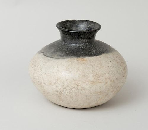 GREY AND BLACK BURNISHED POTTERY VESSEL