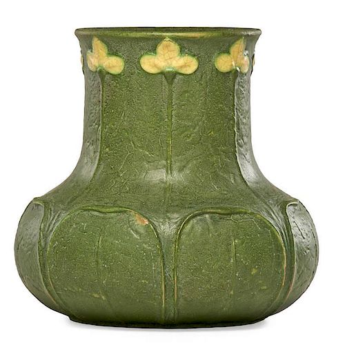 R. ERICKSON; GRUEBY Fine large vase w/ daffodils