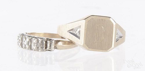 10K gold and diamond ring