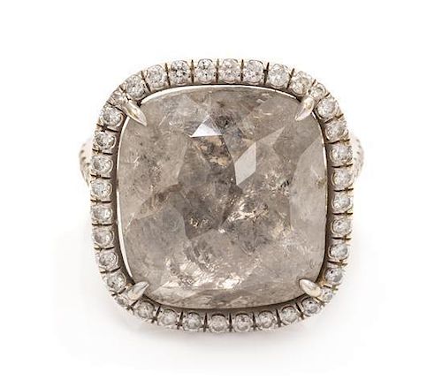 An 18 Karat White Gold and Diamond Ring, Nina Runsdorf, 4.60 dwts.
