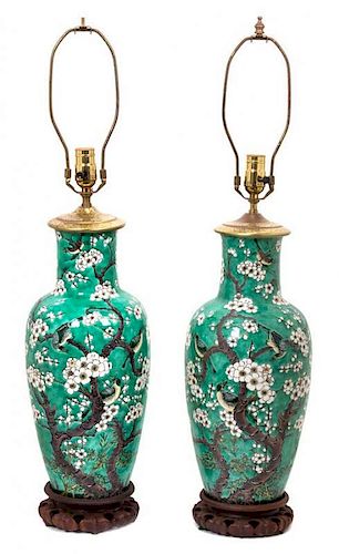 A Pair of Chinese Export Porcelain Vases
