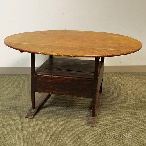 Grain-painted Pine Hutch Table, ht. 27, dia. 53 in.