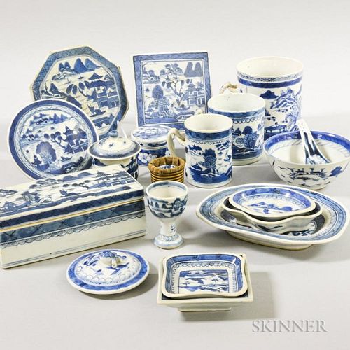 Nineteen Canton Porcelain Tableware Items, (imperfections).