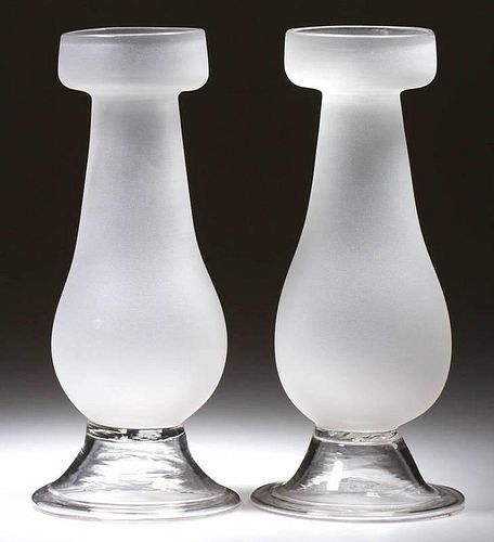 FREE-BLOWN PAIR OF HYACINTH VASES / GLASSES