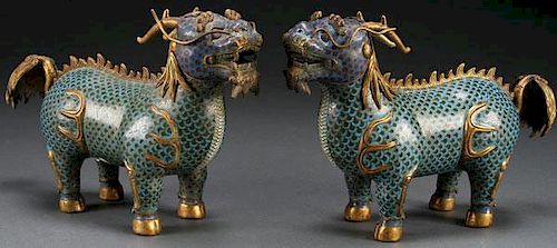 FINE PAIR OF CHINESE CLOISONNÉ ENAMELED AND GILT