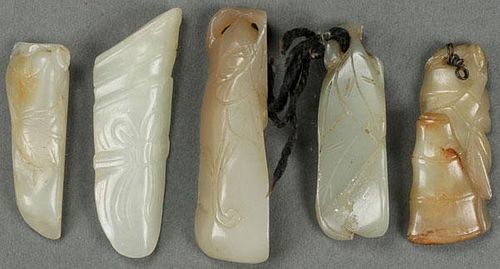 FIVE CHINESE CARVED JADE ORNAMENT/PENDANTS