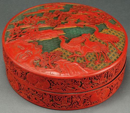 A CHINESE CARVED CINNABAR THREE COLOR LACQUER LID