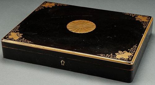 A LARGE JAPANESE GILT LACQUERED PRESENTATION CASE