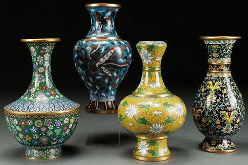 A GROUP OF FOUR CHINESE CLOISONNÉ ENAMELED BRONZE