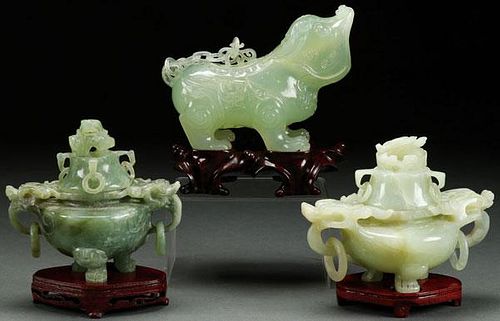 A THREE PIECE GROUP OF CHINESE CARVED SERPENTINE