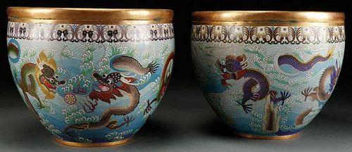 A LARGE PAIR OF CHINESE CLOISONNÉ ENAMELED BRONZE