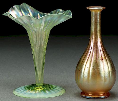 AN L. C. TIFFANY FAVRILE GLASS VASE, CIRCA 1900