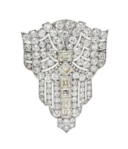 An Art Deco Platinum and Diamond Pendant/Brooch, 6.70 dwts.