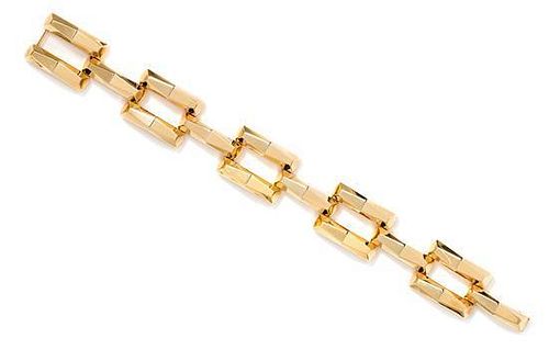 A 14 Karat Yellow Gold Link Bracelet, 22.60 dwts.