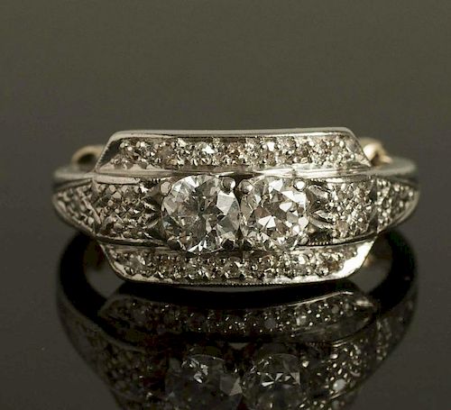 Lady's Platinum Diamond Ring