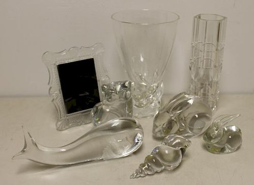 Mixed Lot of Assorted Signed Glass.
