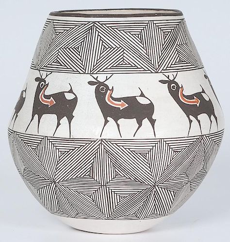 Rose Chino (Acoma, 1928-2000) Pottery Jar