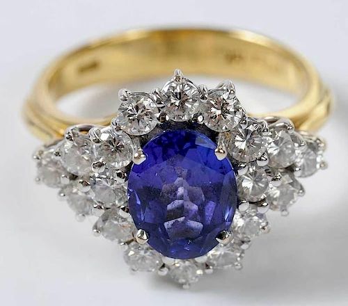 18kt. Tanzanite & Diamond Ring