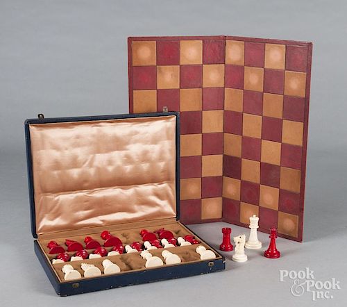 French Au Nain Bleu chess set