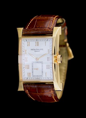 An 18 Karat Pink Gold Ref. 5500R Pagoda Wristwatch, Patek Philippe, Circa 1997,