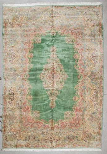 Semi-Antique Kerman Rug: 9'9'' x 14'1'' (297 x 429 cm)