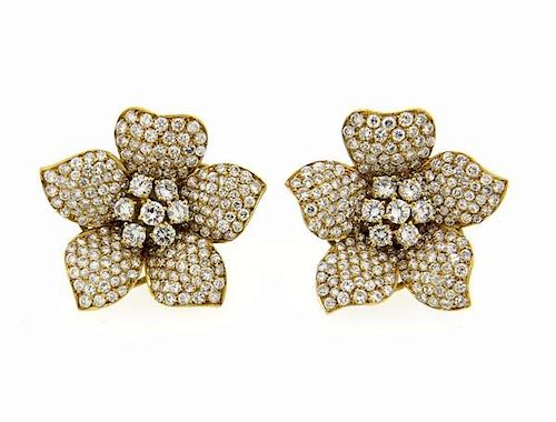 18K Gold 9.50ctw Diamond Flower Earrings