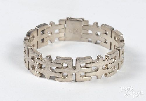 Georg Jensen sterling silver bracelet, 2.1 ozt.