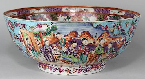 CHINESE EXPORT PORCELAIN FAMILLE ROSE PUNCH BOWL