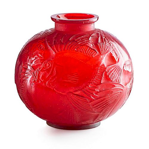 LALIQUE "Poissons" vase, red glass