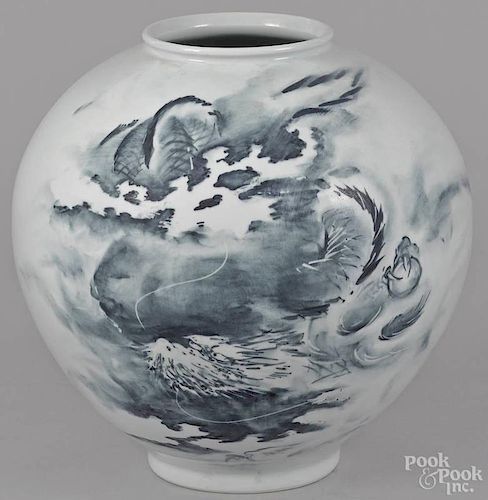 Korean blue and white porcelain vase, 20th c., with dragon decoration, 12 3/4'' h.