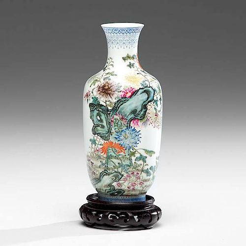 Chinese Republic Eggshell Vase 