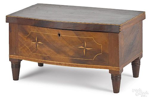 New England Federal mahogany bowfront dresser box