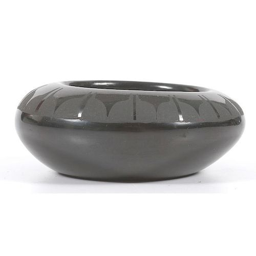 Rose Gonzales (San Ildefonso, 1900-1989) Black-on-Black Pottery Bowl