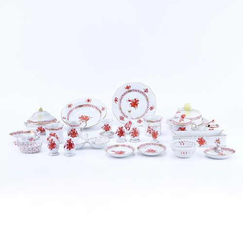 Large Collection of Herend Porcelain Tableware in the Chinese Bouquet (Rust) Pattern