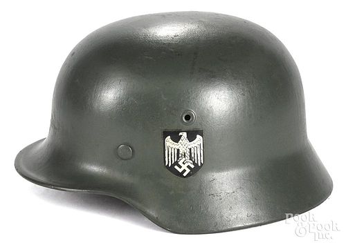 German WWII M40 Heer decal steel helmet