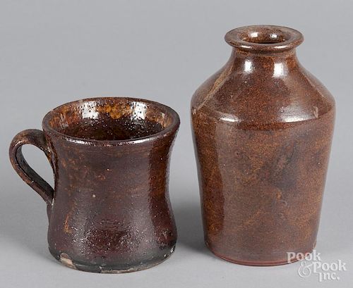 Pennsylvania redware jar and mug, 19th c.