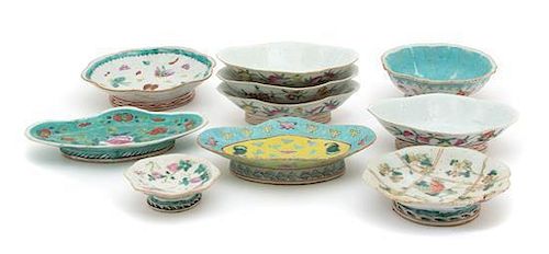 A Collection of Ten Chinese Export Porcelain Low Bowls Width of largest 7 inches.