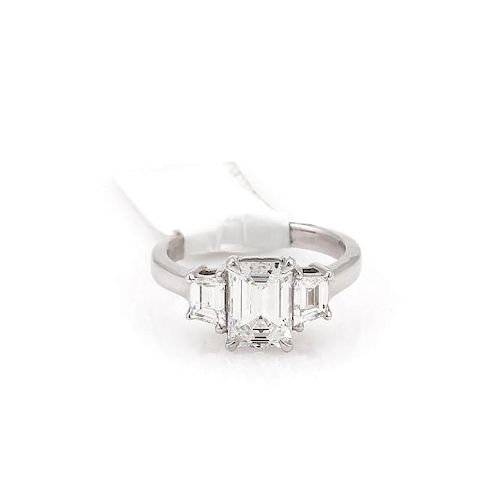 GIA CERTIFIED 2.74 TCW EMERALD CUT ENGAGEMENT RING